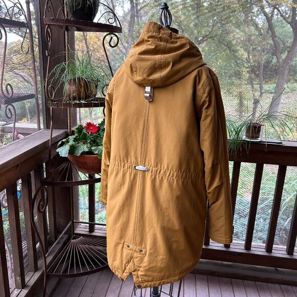 Burton Women's Saxton Parka (Like New) - Picture 9 of 16